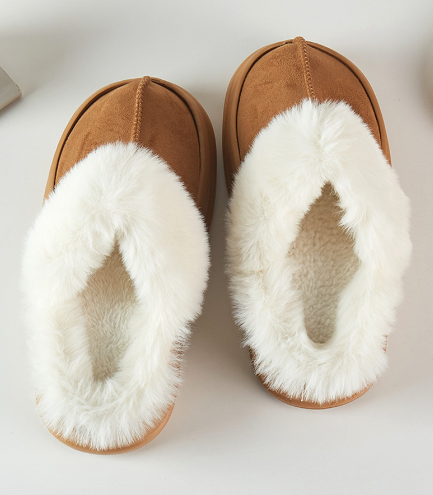 The Camel Slippers