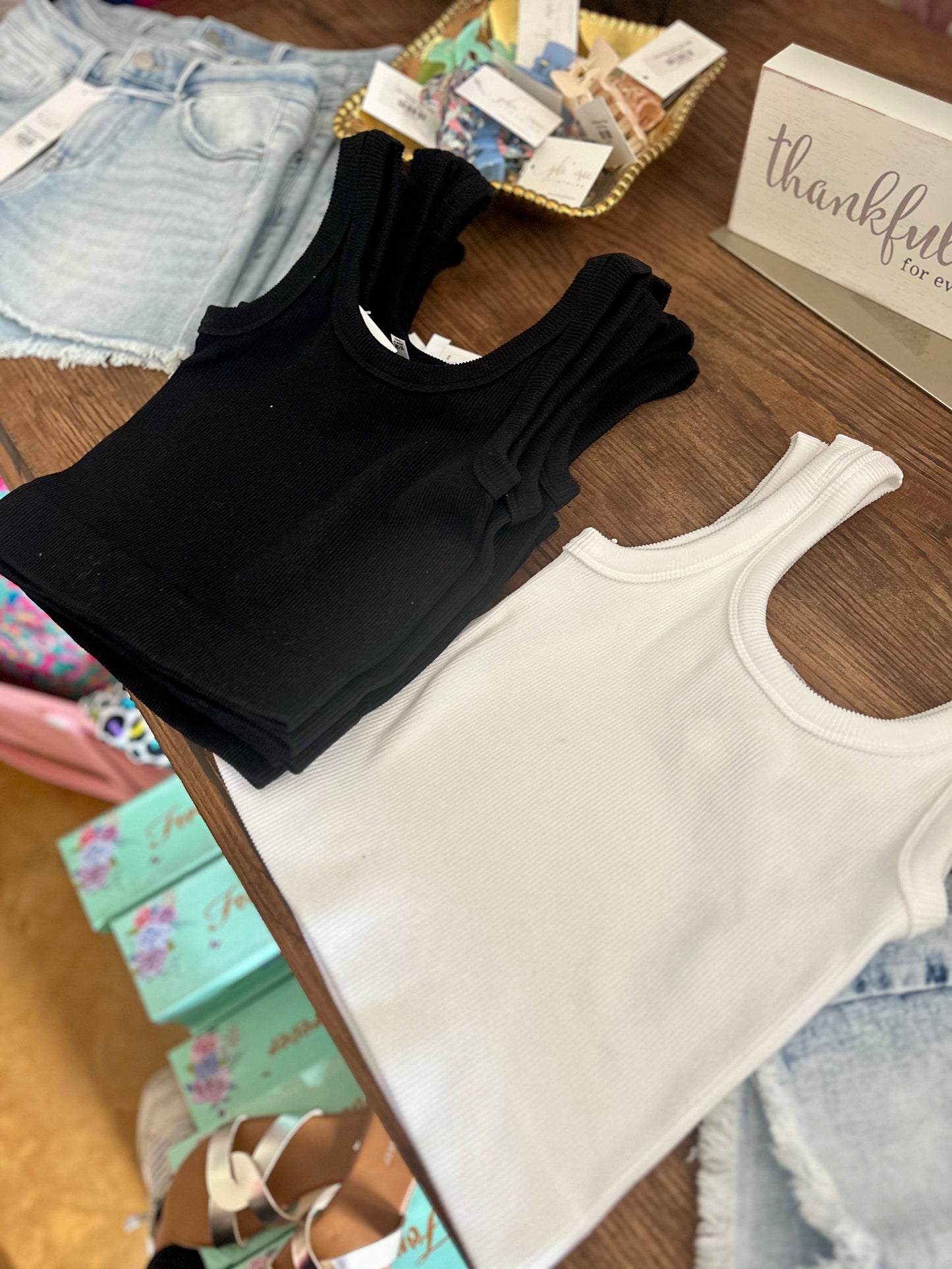 Cropped Scoop Neck Tank