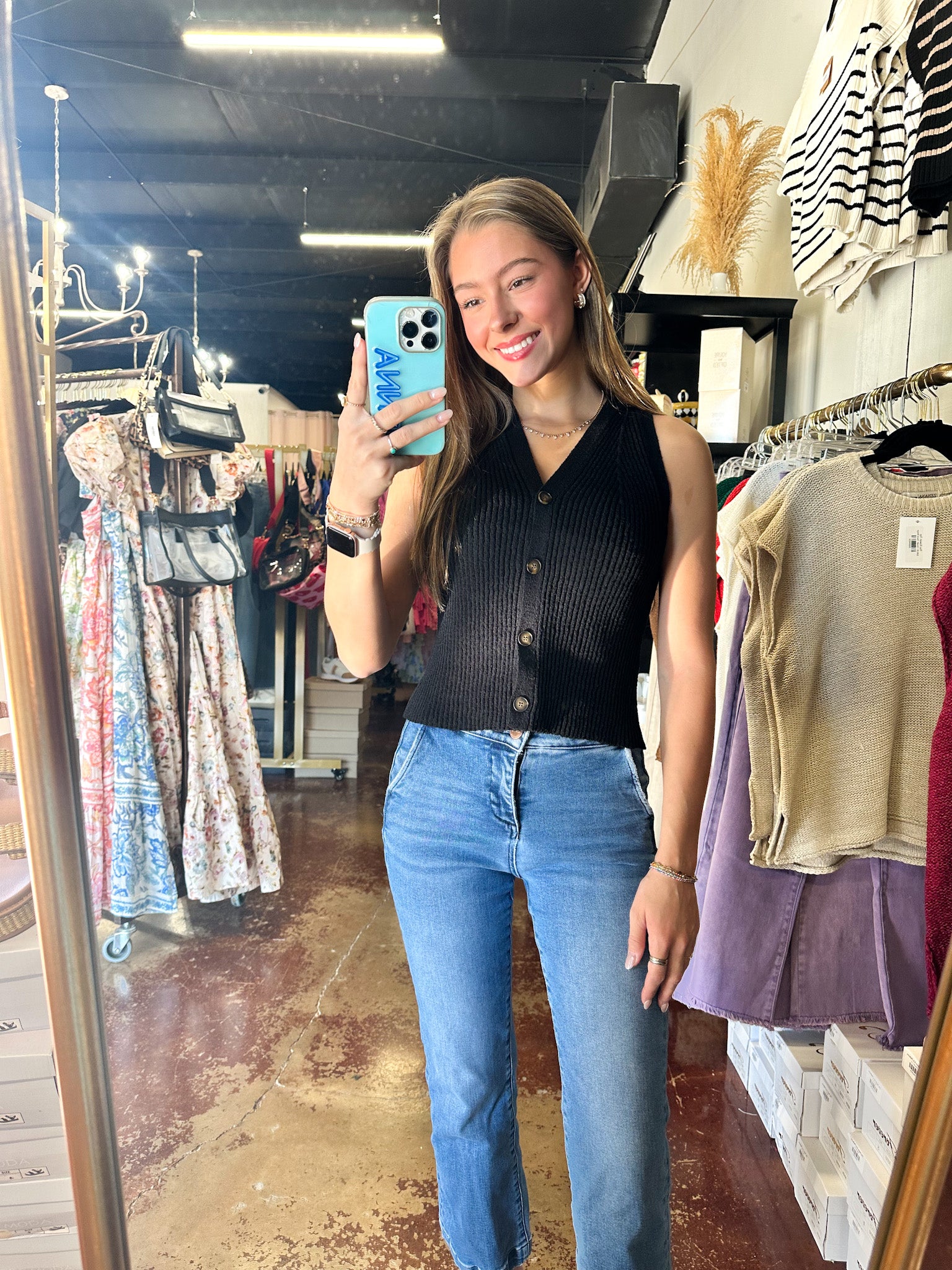 The Elle Noir Ribbed Vest