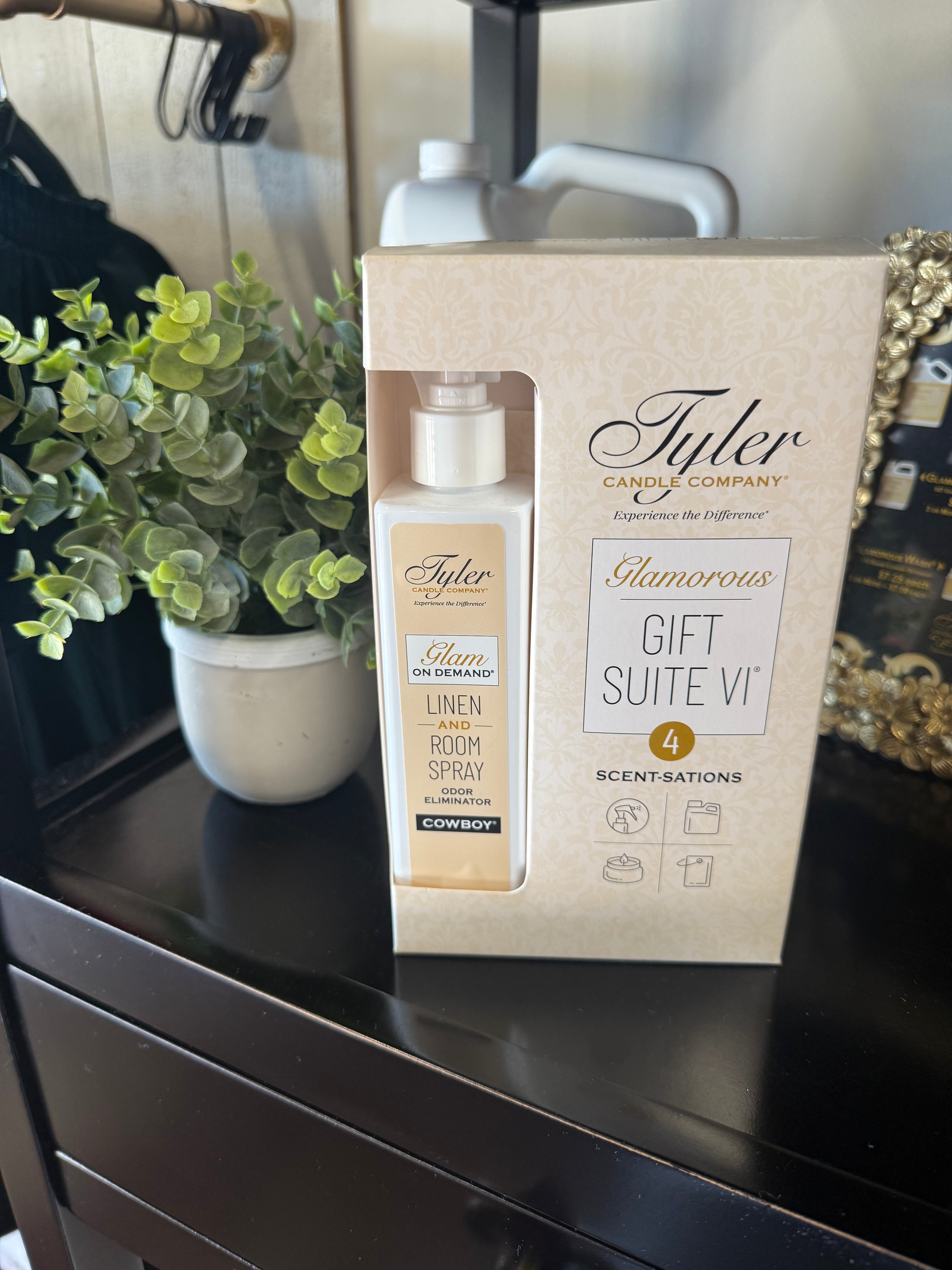 The New Glamorous Gift Suite VI