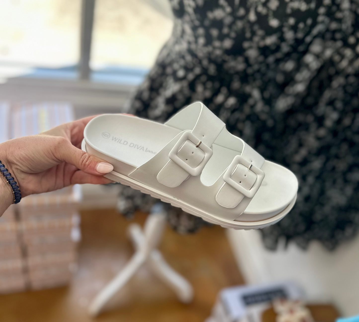 Double Buckle Platform Slides