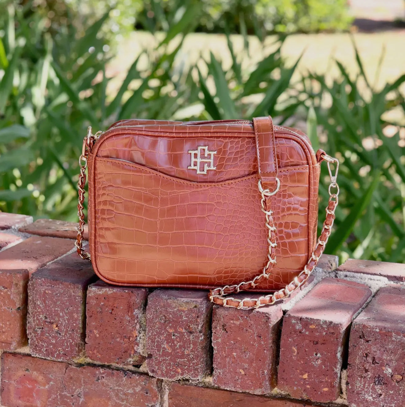 The New Fiona Crossbody