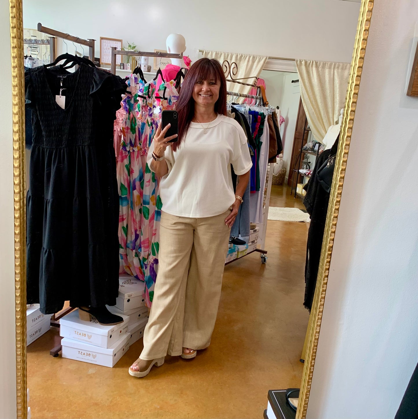 The Ainsley Lou Linen Pants