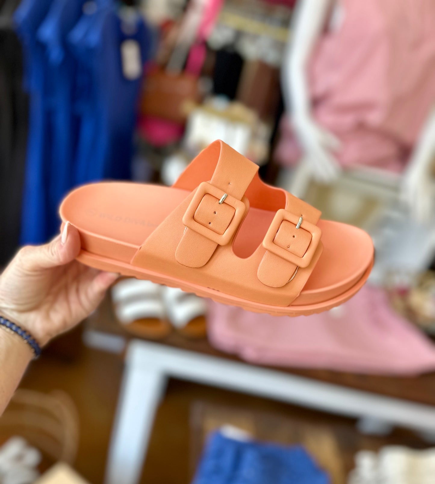 Double Buckle Platform Slides