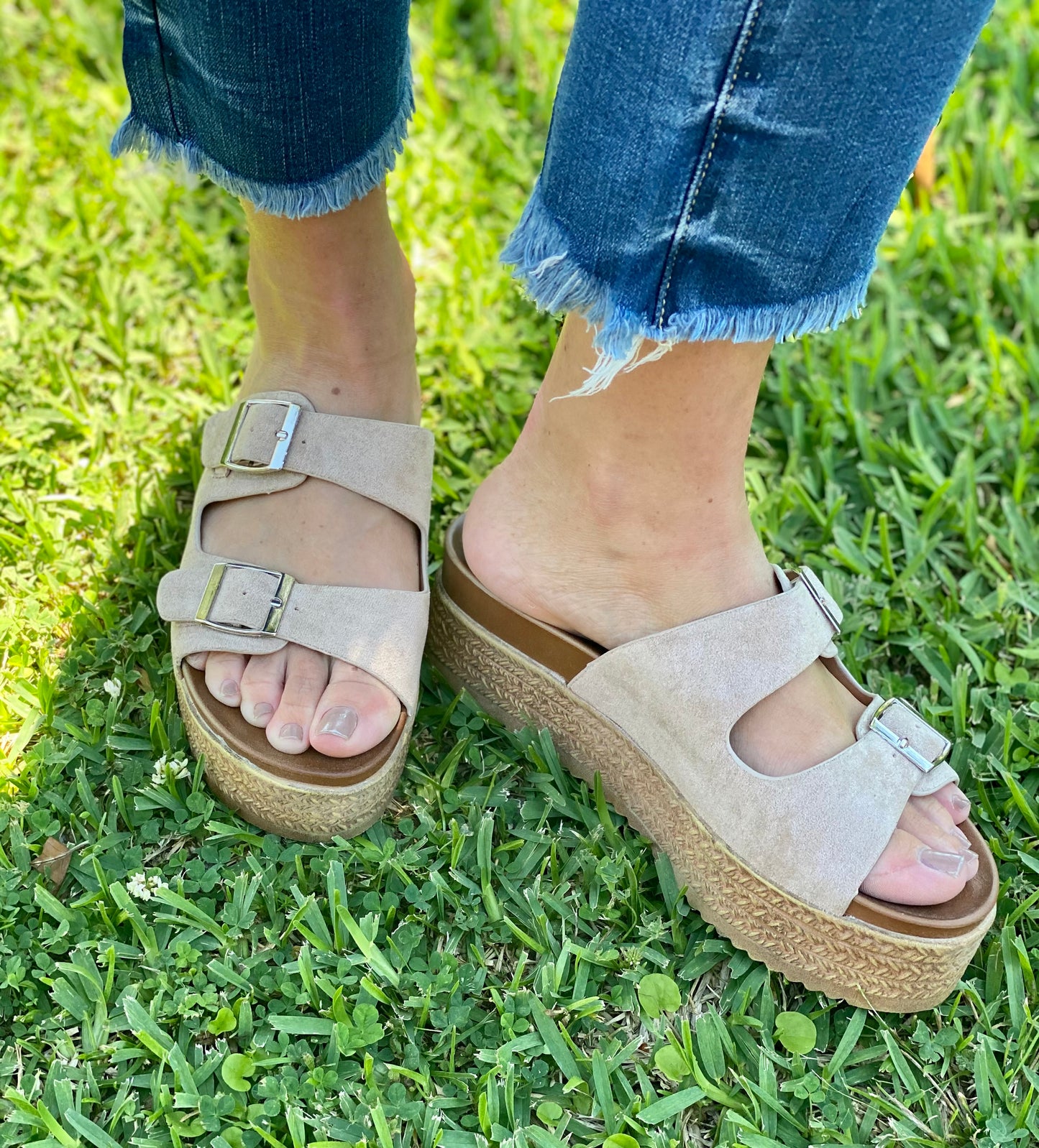 The Jolie' Wedge Sandals